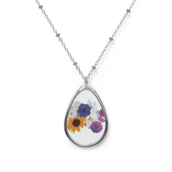 Flower Oval Necklace